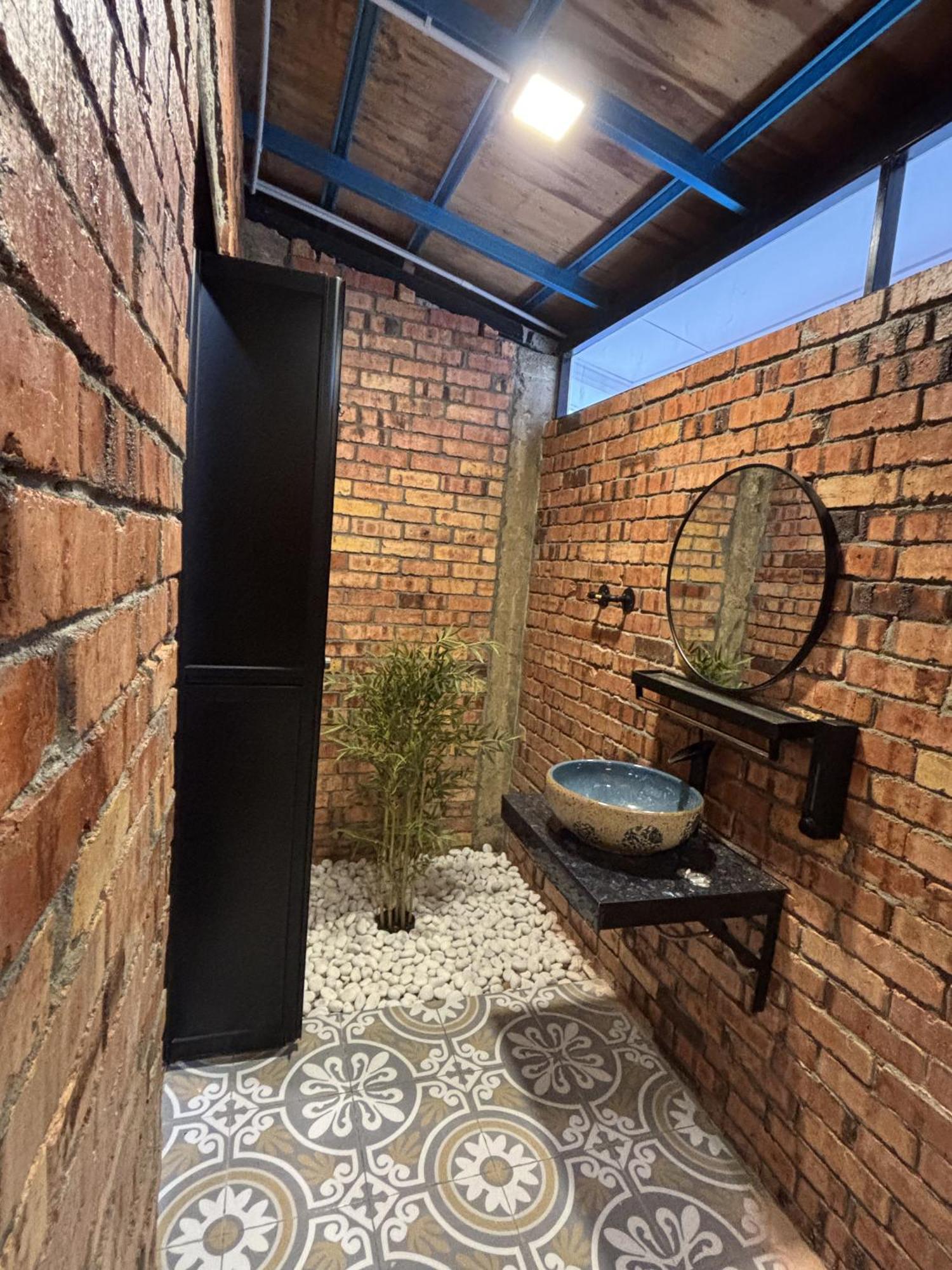 Tamu Eco Lenggeng Hotel Bagian luar foto
